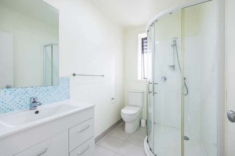 1m/12 Charles Street Mount Eden_8