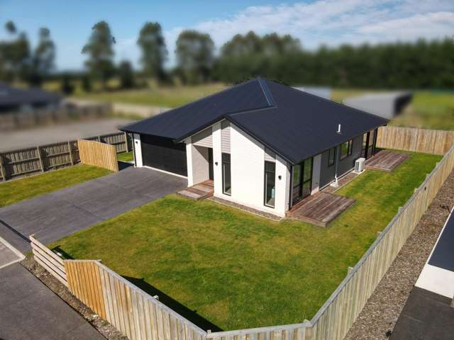 Brand New - Move in Now!