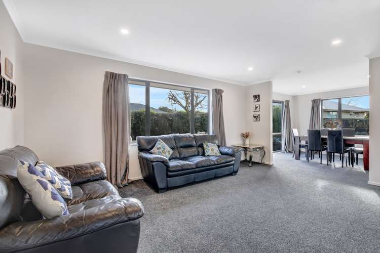 9 Stanwood Grove Darfield_3