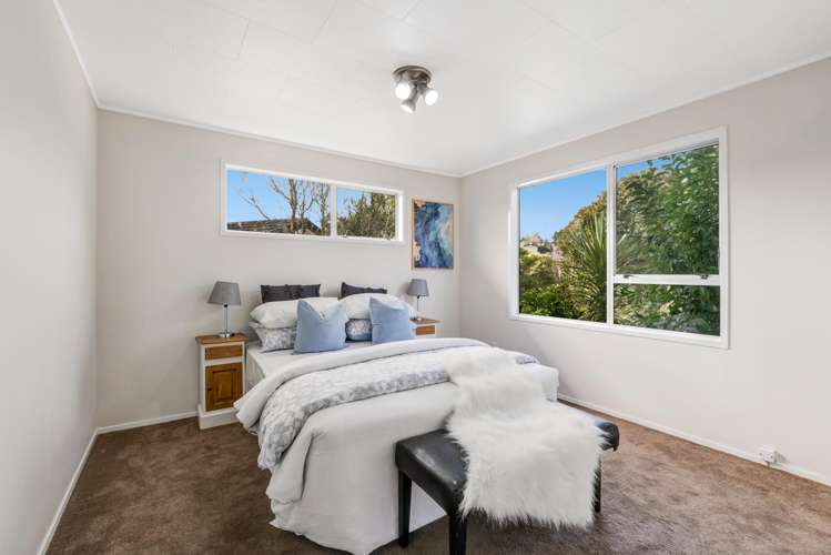 1/49a Manuka Road Bayview_9