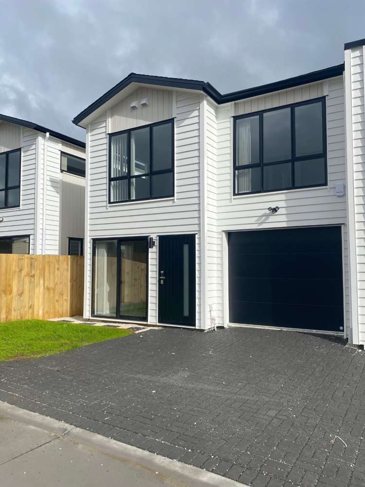 9B Garth Place Manurewa_1
