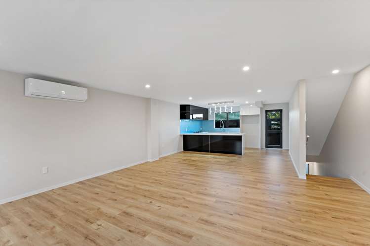 1,2,8/273 Mt Albert Road Sandringham_10