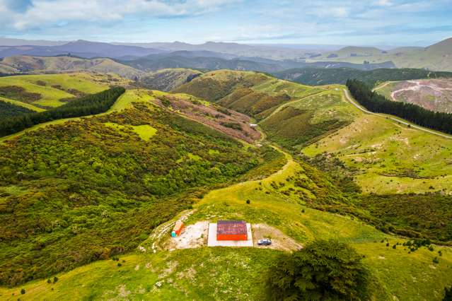 RURAL RETREAT WITH AWESOME VIEWS