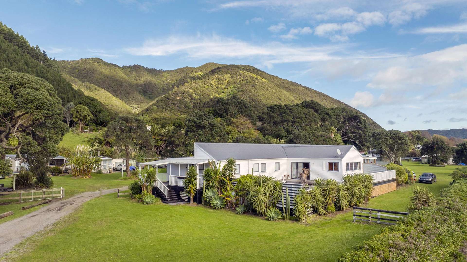 2782/2768 State Highway 35 Hawai_0