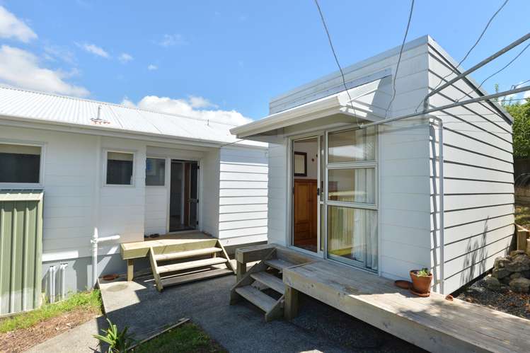41 Raumati Crescent Onerahi_10