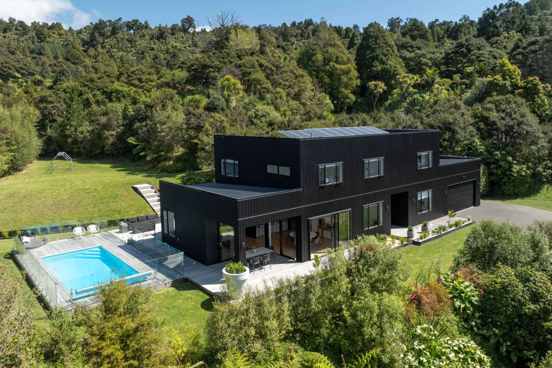 323H Huia Road Titirangi_0