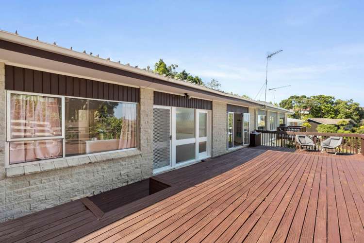 2/30 King Richard Place Browns Bay_12