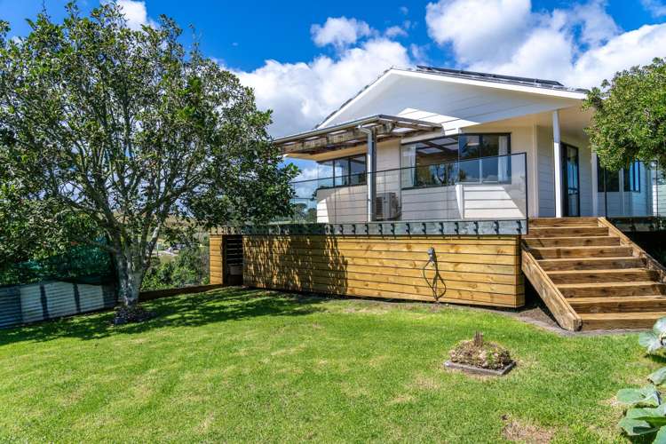 11 Sunshine Rise Raglan_17