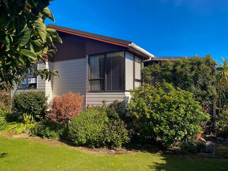12 Sunbelt Crescent Takaka_1