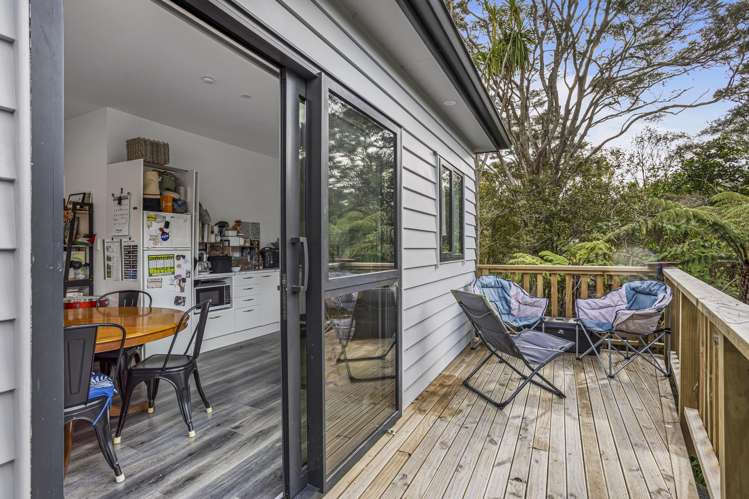 61A Gledstane Road Stanmore Bay_10