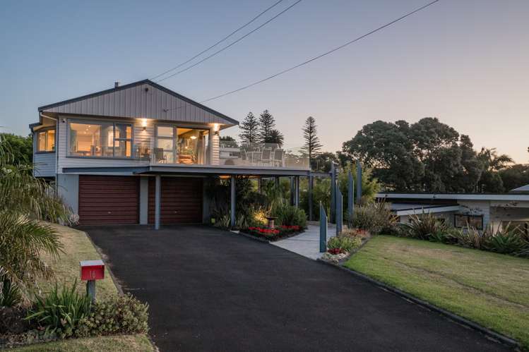 16 Kiwi Esplanade Mangere Bridge_6