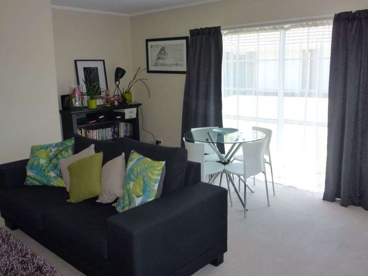 1 The Mews Palmerston North Central_2