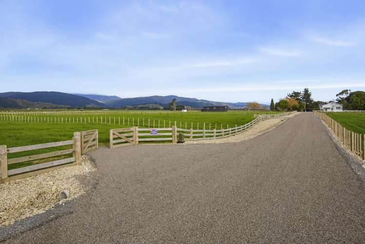 223 Kuku Beach Road and James Farm Lane Levin_24