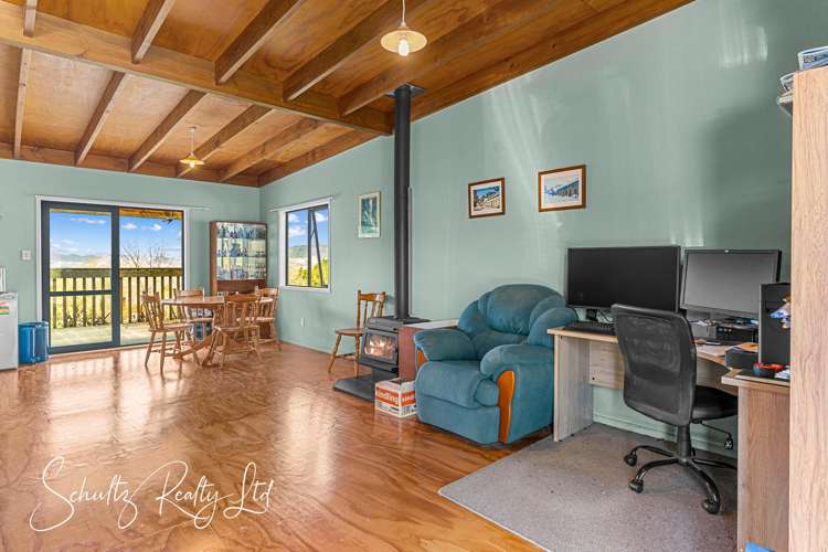 32 Nikau Lane Maungaturoto_9