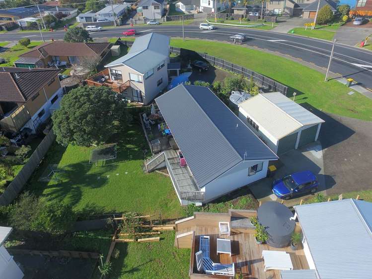 818 Whangaparaoa Road Manly_6