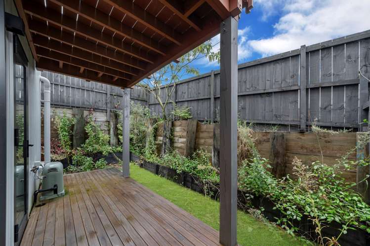 14/17 Parker Avenue New Lynn_12