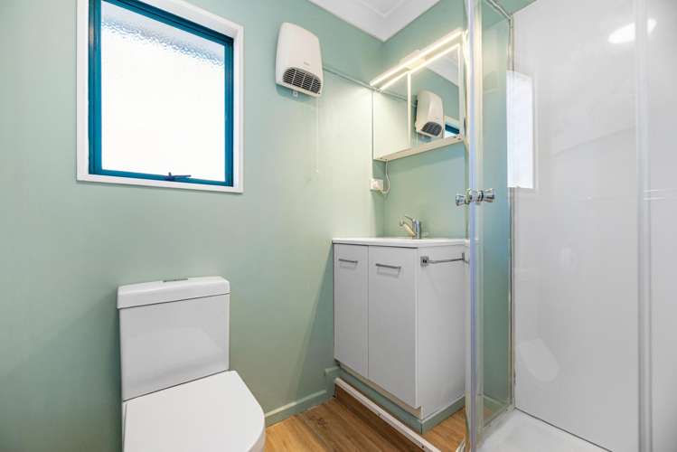 5 Azalea Dell Mount Maunganui_12