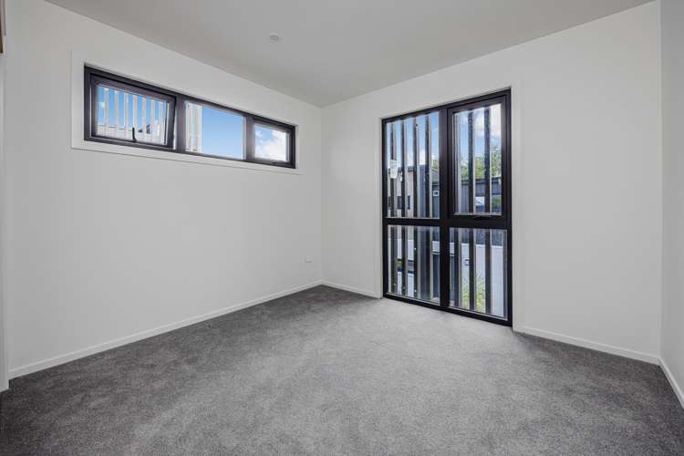 14 Kaaramuramu Lane Mangere Bridge_4