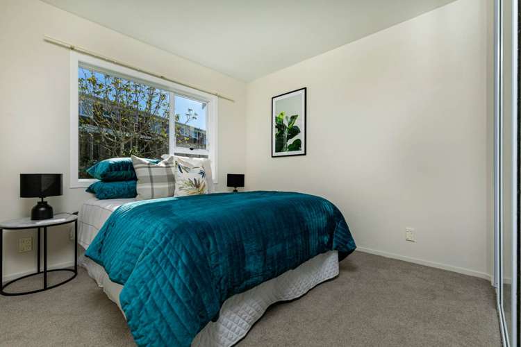 2/28 East Coast Road Milford_41