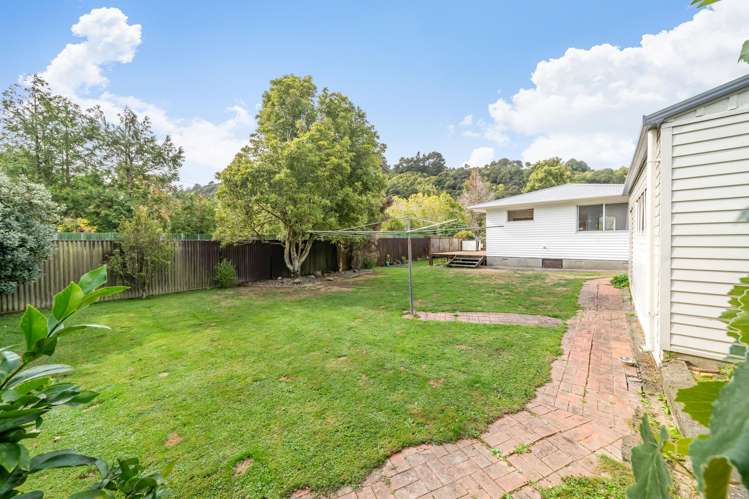 25 Molloys Road Te Marua_4