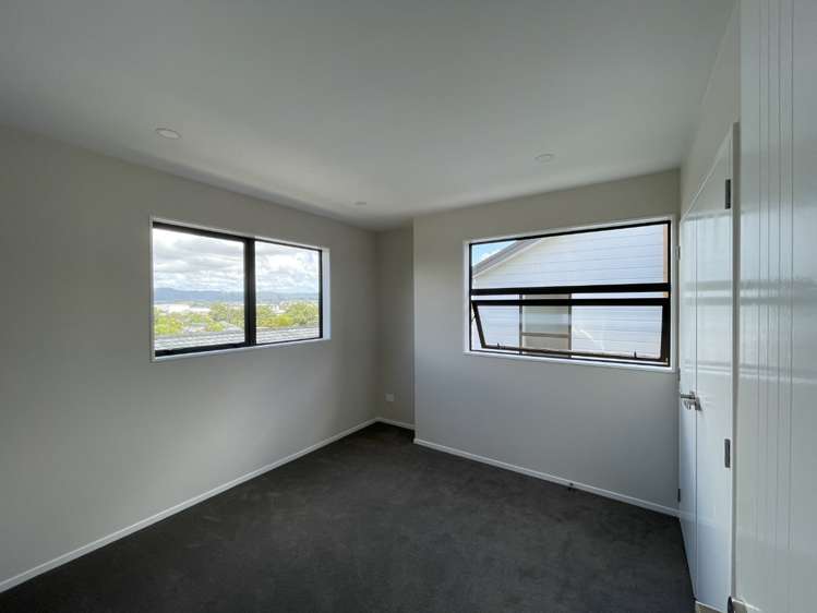 6/10 Newington Road 11401_5