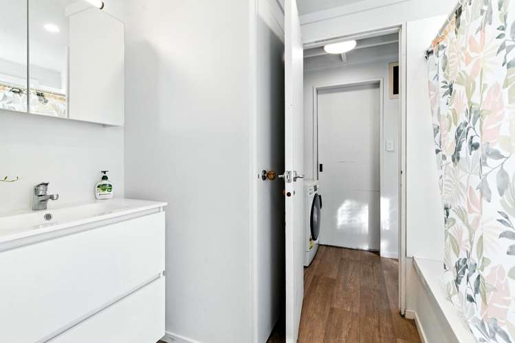 21A Sylvania Drive Matua_13