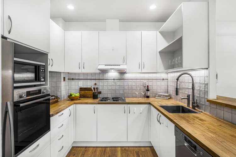 1F/220 Victoria Street West Freemans Bay_11