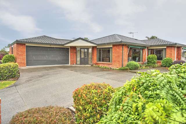 8 Cairns Crescent Rototuna_1