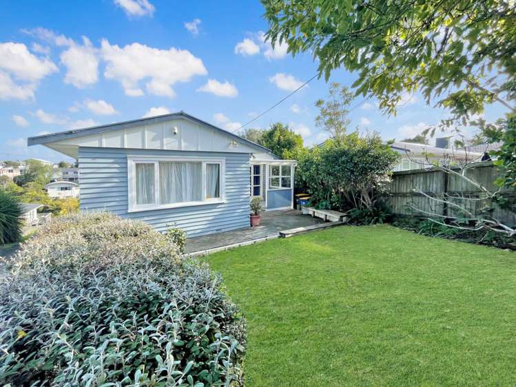 21 Drome View Place Beach Haven_1