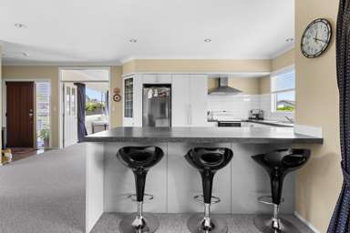 75 Russell Robertson Drive_4