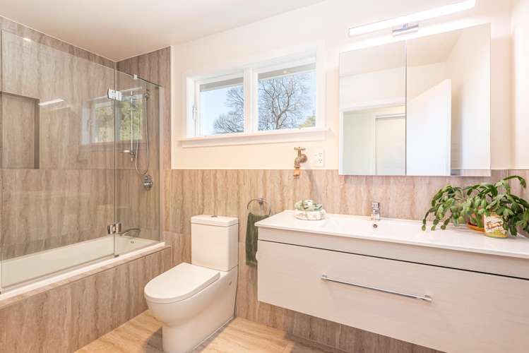 15 Ngahere Street Fendalton_11