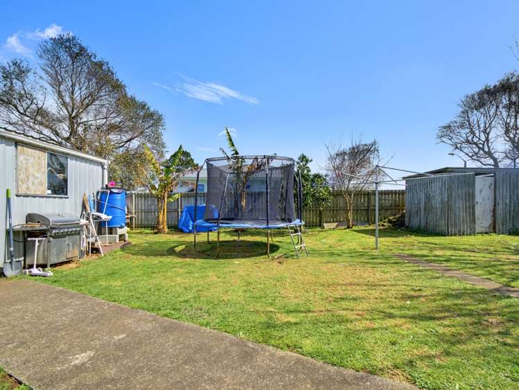 17 Dungarvon Pl Clendon Park_11