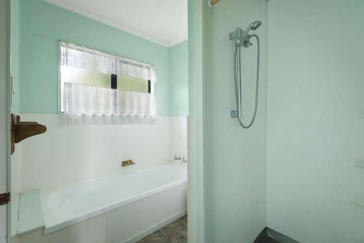 42 Puke Road Paeroa_13