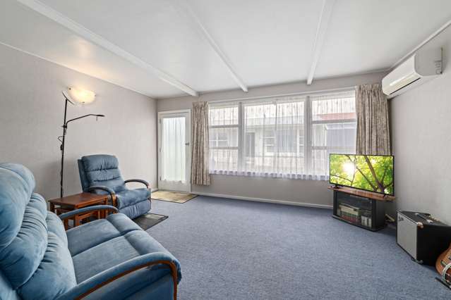 2/8 Purser Crescent Witherlea_2
