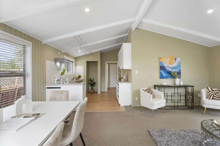 2/62 Rawhiti Road One Tree Hill_9