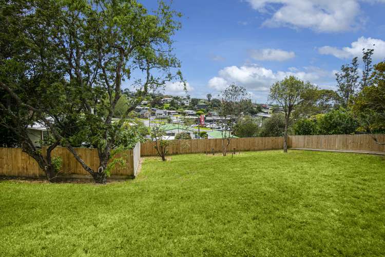 8A Cedar Terrace Stanmore Bay_0