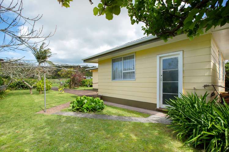 50 Tahatai Road Oneroa_18