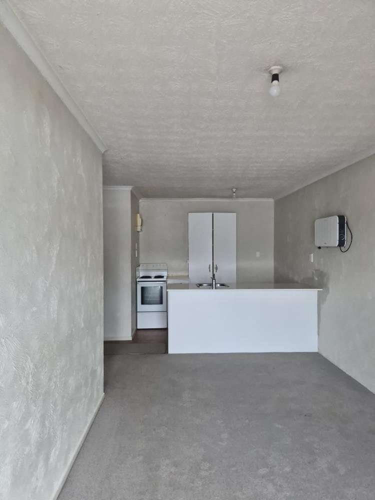 17/4 Eason Street 11068_3