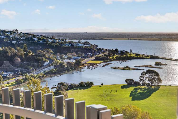 19 Inverness Lane Redcliffs_15