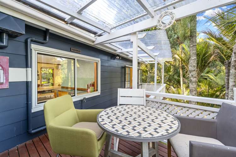 36 Sylvan Valley Avenue Titirangi_5