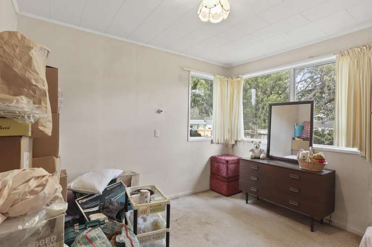 69 Riverpark Crescent Henderson_9