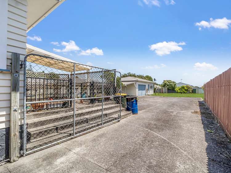 89 Parker Avenue Levin_21