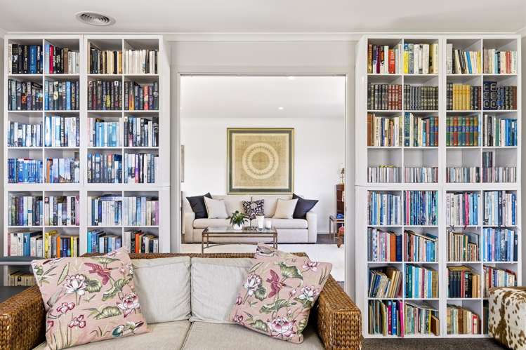 6 Tuhua Close Wharewaka_12