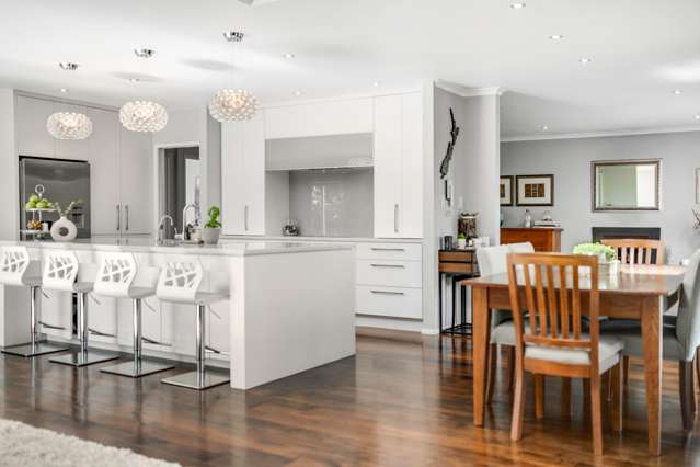 11 Holly Way Sunnyhills_4