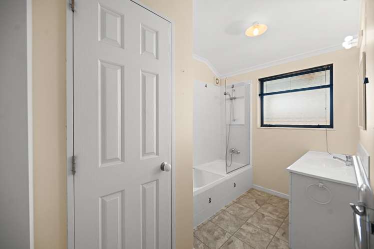 16 Highbury Place Nawton_11