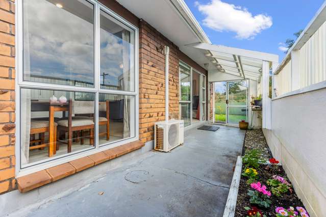 2/82 Pioneer Road Moturoa_2