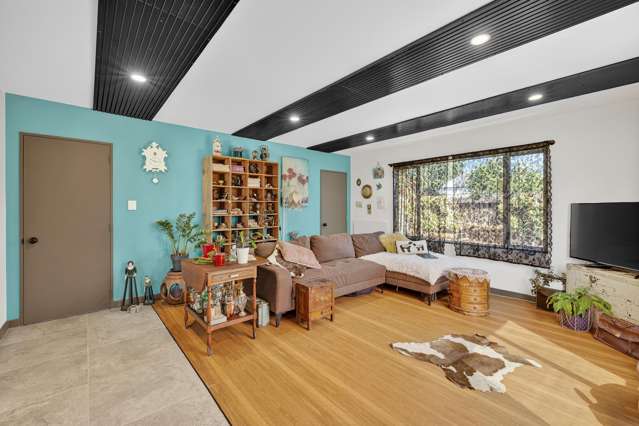 2/44 Shakespeare Road Waltham_3