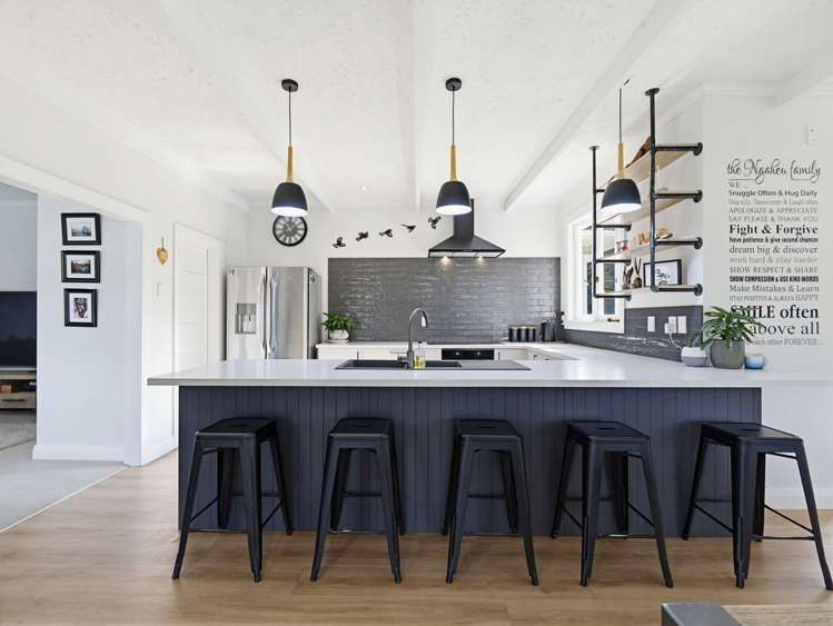 719 Rewatu Road_4