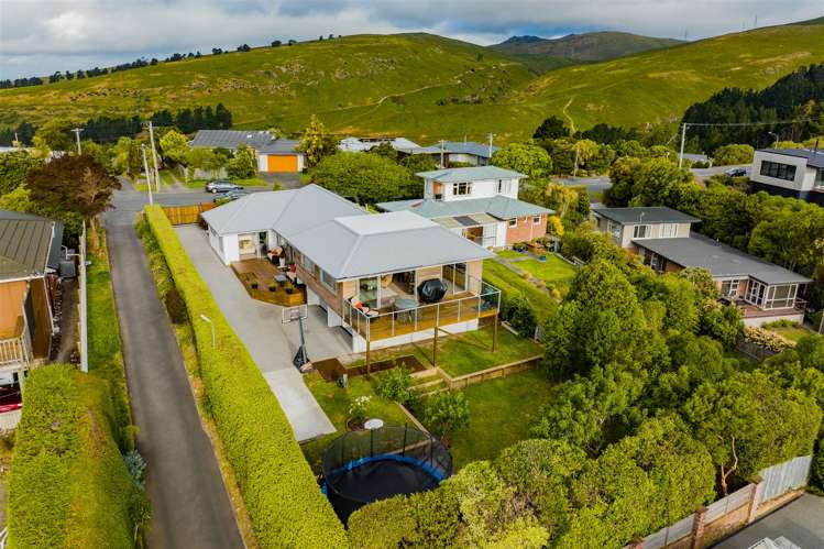 126 Huntsbury Avenue Huntsbury_29