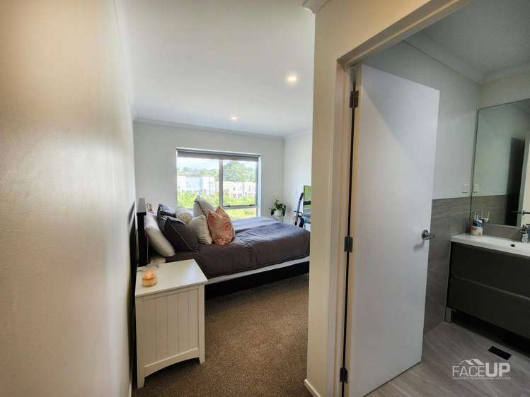 2 Waimoana Close Massey_10